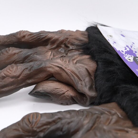 Grips of Fear Hands - Latex Rubber Gorilla costume hands New w/ tags Morris - Picture 11 of 11